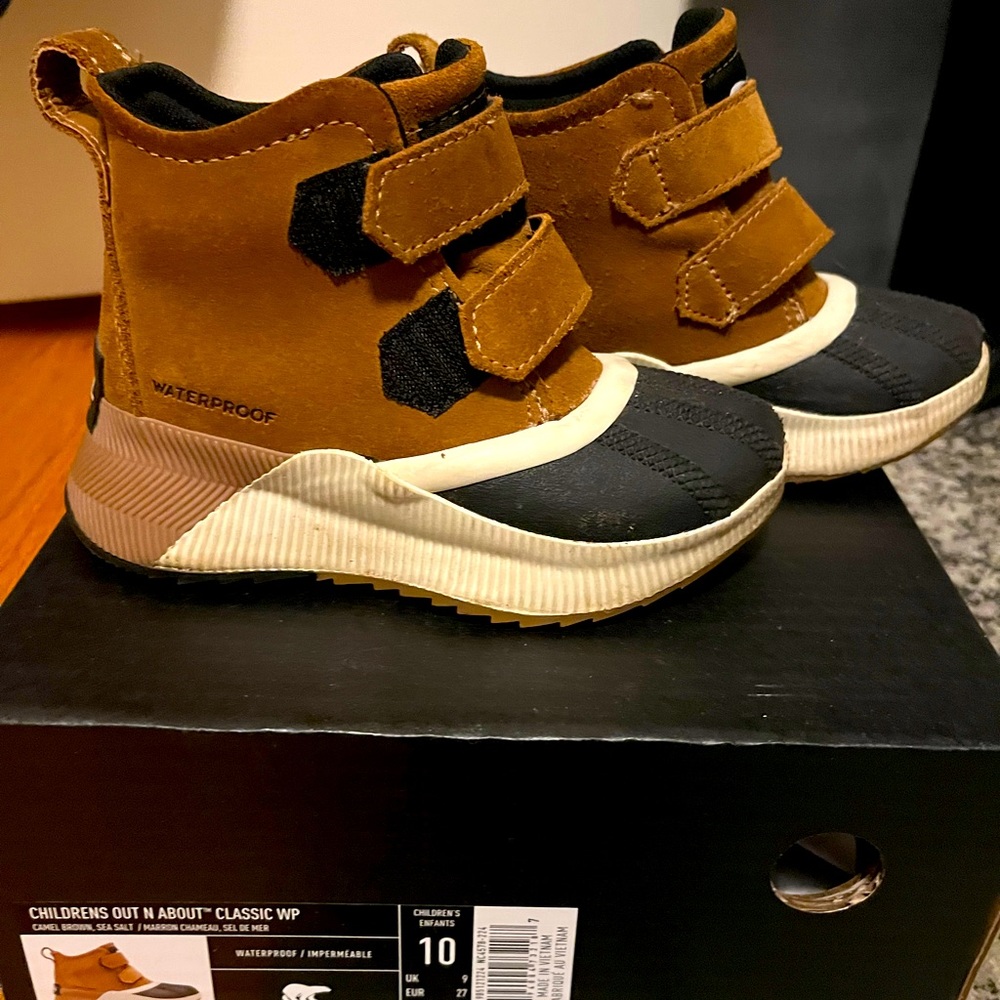 Kids Sorel winter boots